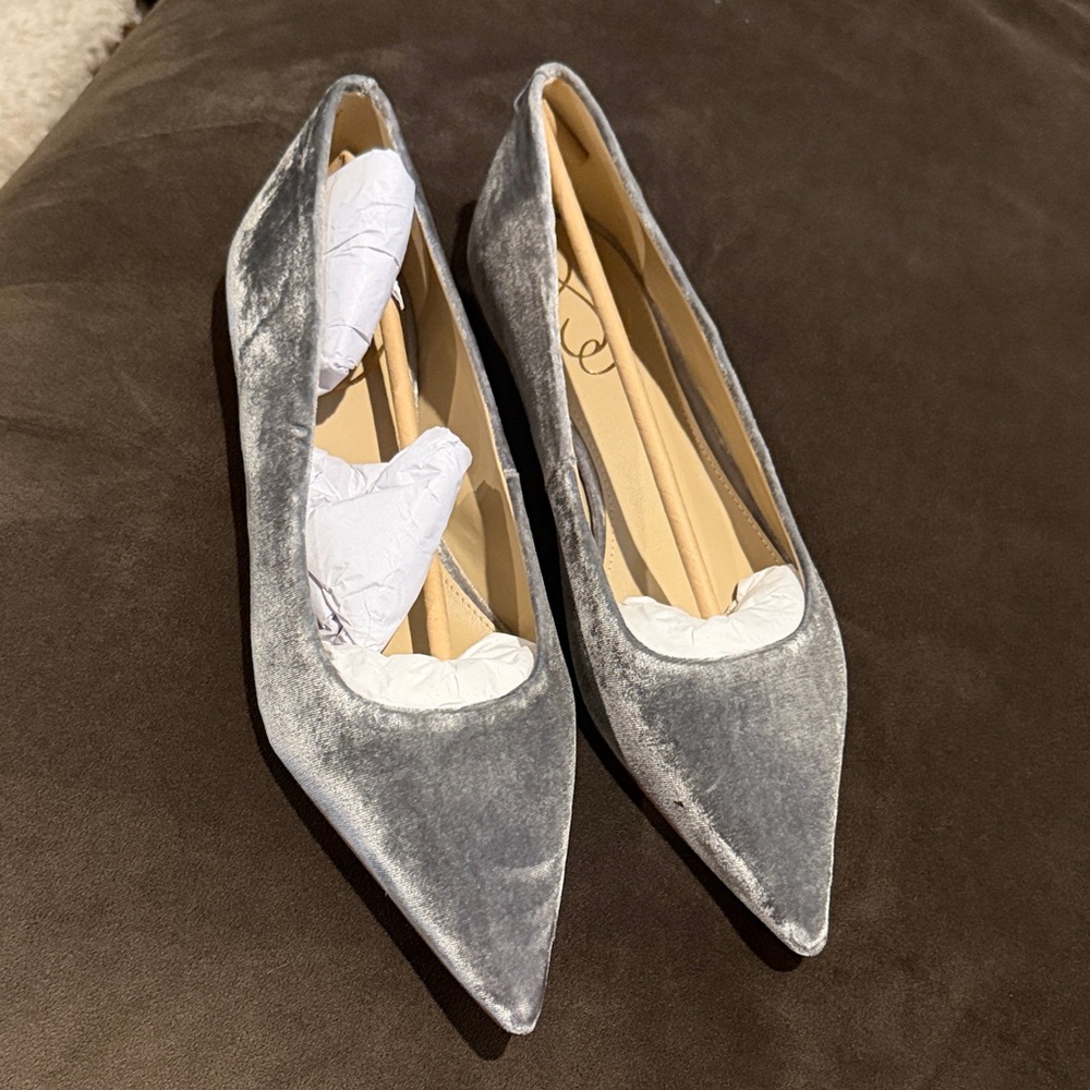 Sam Edelman Gray Velvet Flats